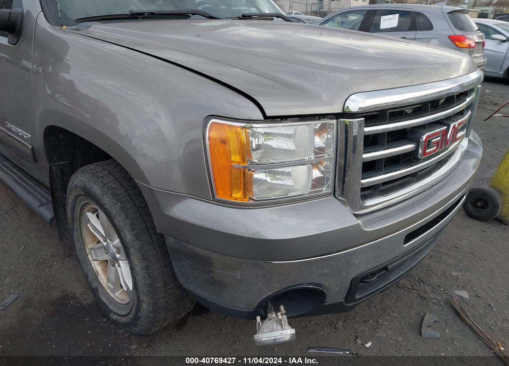 2013 GMC SIERRA 1500 SLE VIN: 1GTR2VE70DZ382200