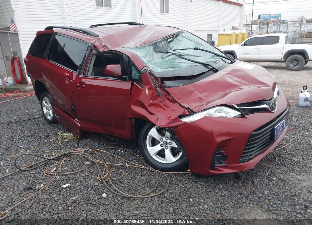 2019 TOYOTA SIENNA LE 7 PASSENGER VIN: 5TDKZ3DC2KS012302