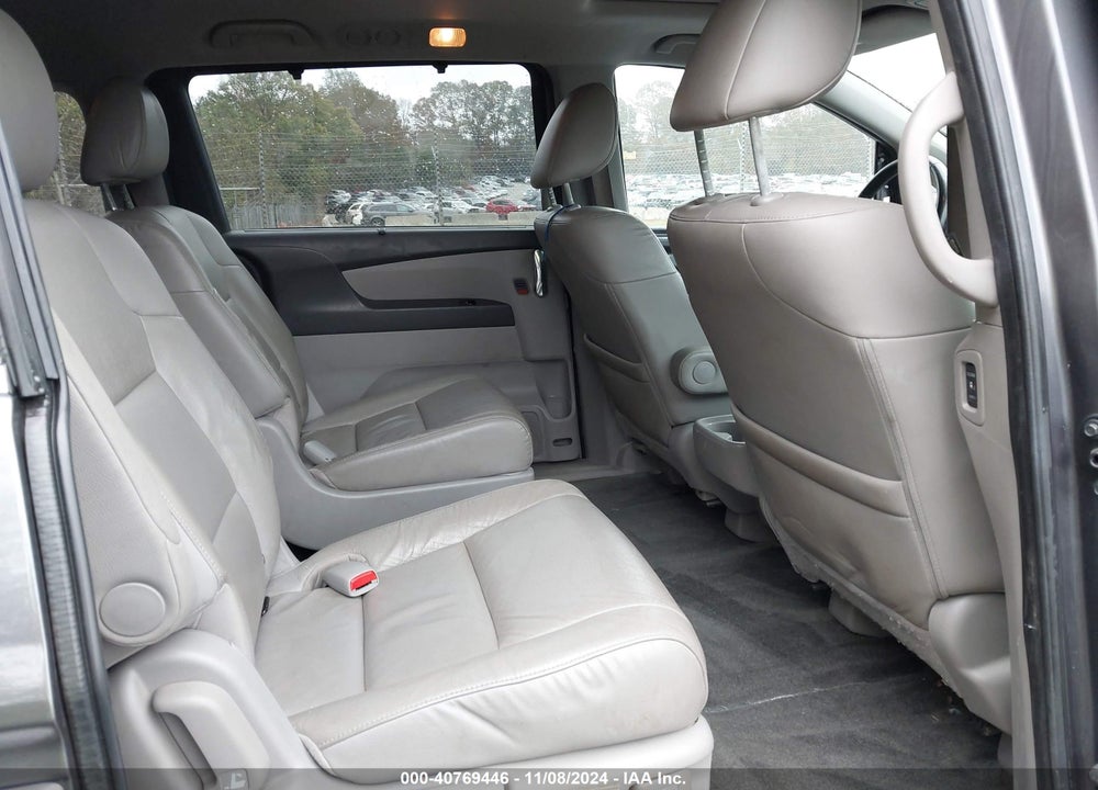 2015 HONDA ODYSSEY EX-L VIN: 5FNRL5H60FB037502