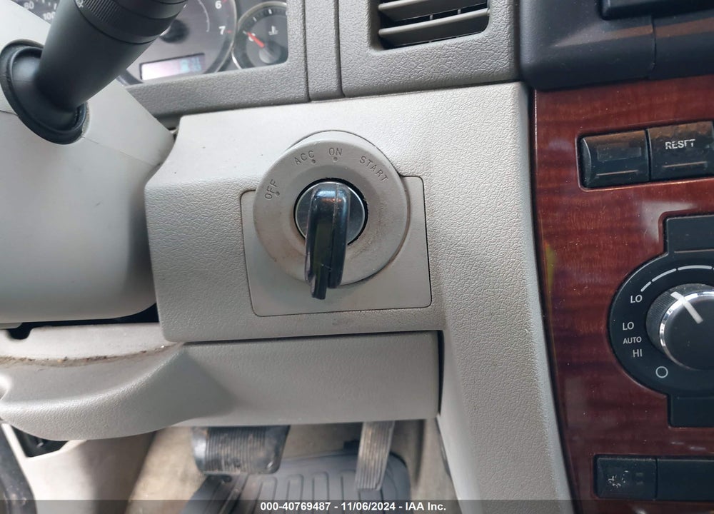 2006 JEEP GRAND CHEROKEE LIMITED VIN: 1J4HS58N06C293006