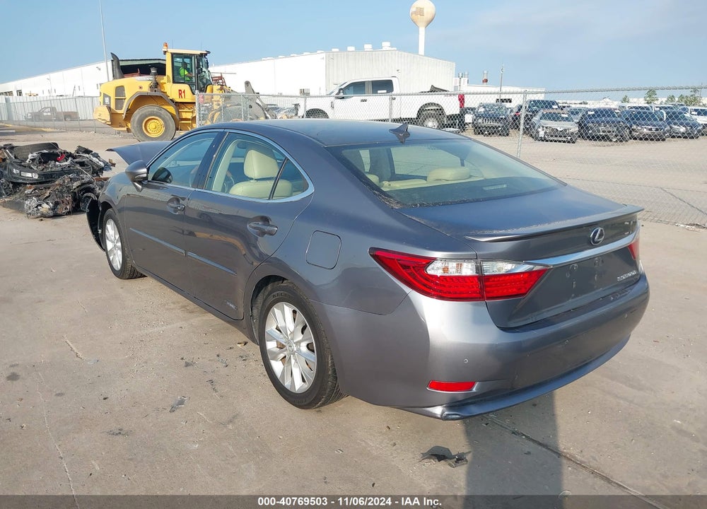 2013 LEXUS ES 300H VIN: JTHBW1GG5D2017627