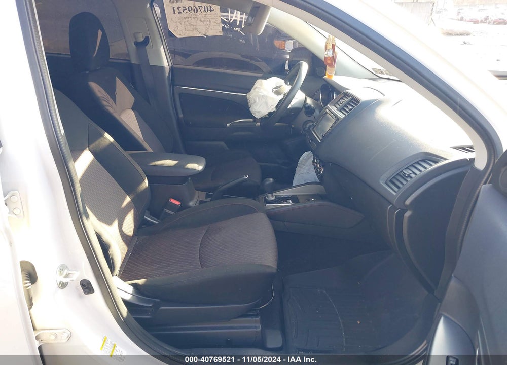 2018 MITSUBISHI OUTLANDER SPORT 2.0 ES VIN: JA4AR3AU4JU007308
