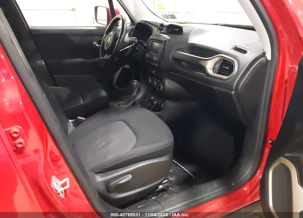 2016 JEEP RENEGADE LATITUDE VIN: ZACCJBBT2GPD26836