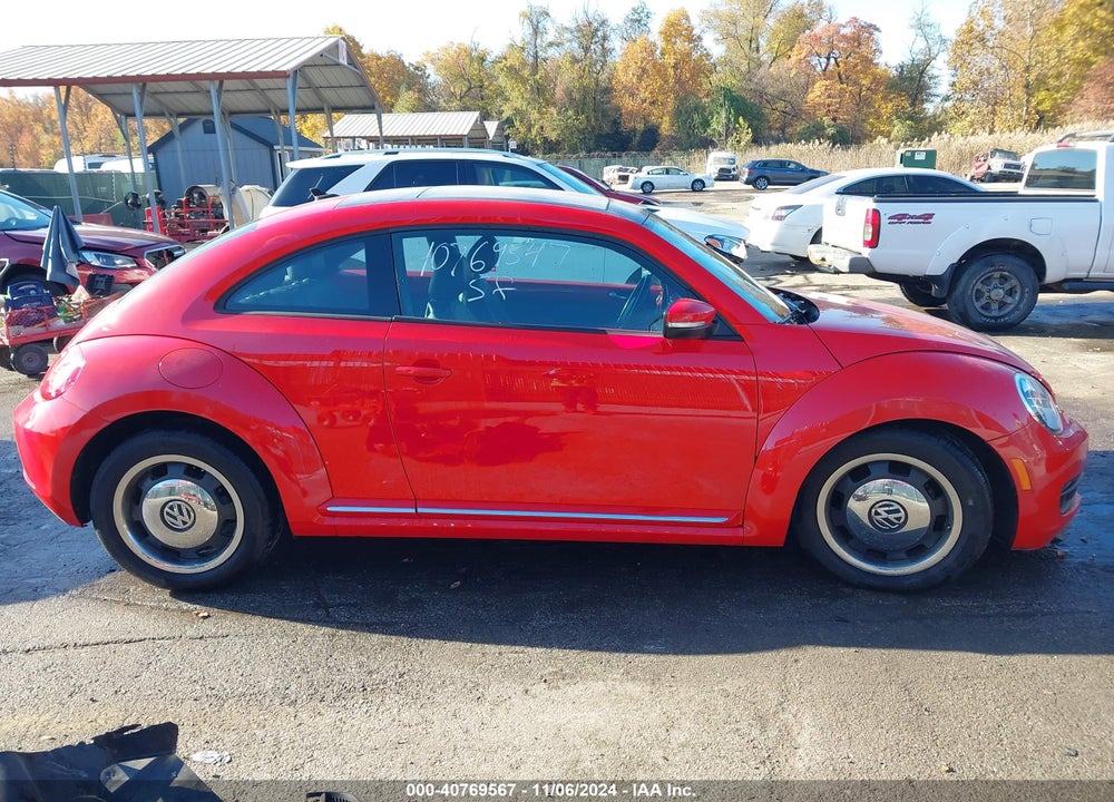 2012 VOLKSWAGEN BEETLE 2.5L VIN: 3VWJX7AT6CM652153