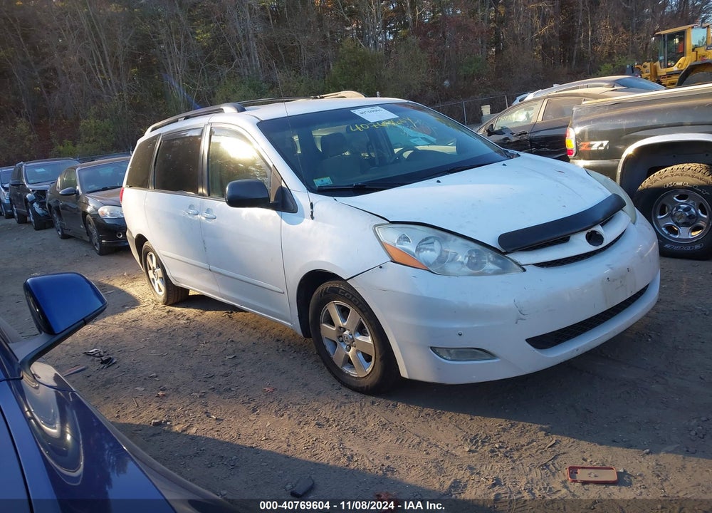 2008 TOYOTA SIENNA LE VIN: 5TDZK23C58S219757