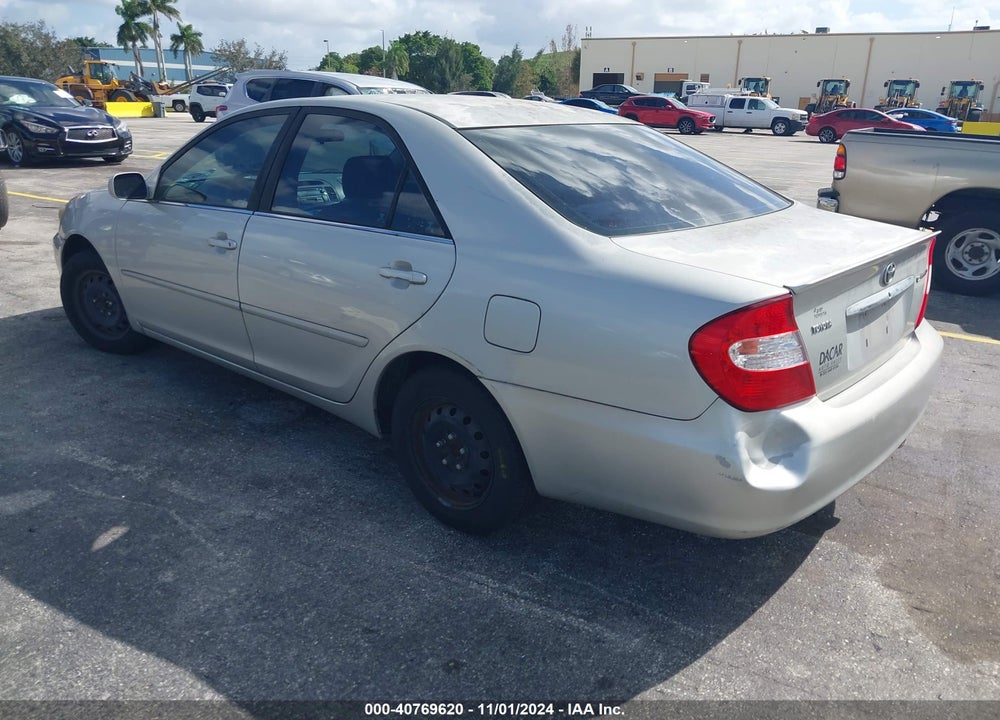 2003 TOYOTA CAMRY LE VIN: 4T1BE32K03U209998