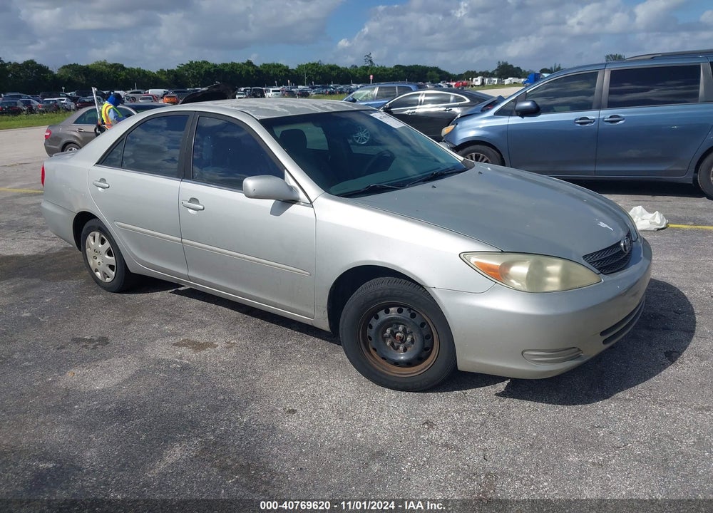 2003 TOYOTA CAMRY LE VIN: 4T1BE32K03U209998