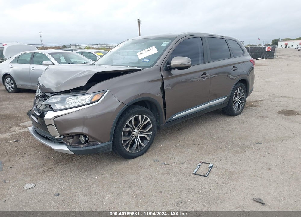 2018 MITSUBISHI OUTLANDER SE VIN: JA4AD3A36JZ021011