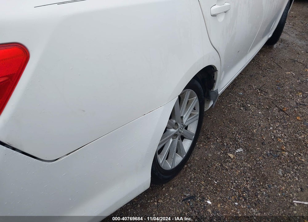 2014 TOYOTA CAMRY XLE VIN: 4T4BF1FK6ER347310