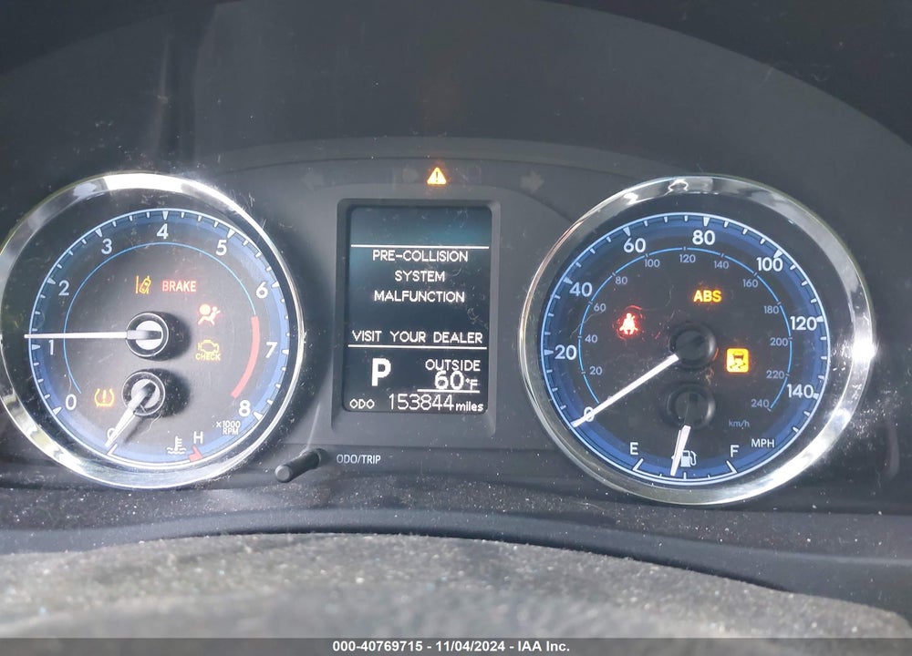 2018 TOYOTA COROLLA LE VIN: 2T1BURHE1JC987717