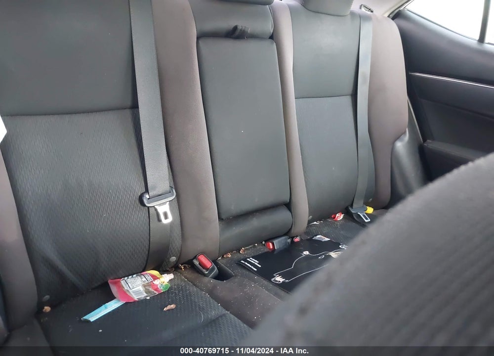2018 TOYOTA COROLLA LE VIN: 2T1BURHE1JC987717