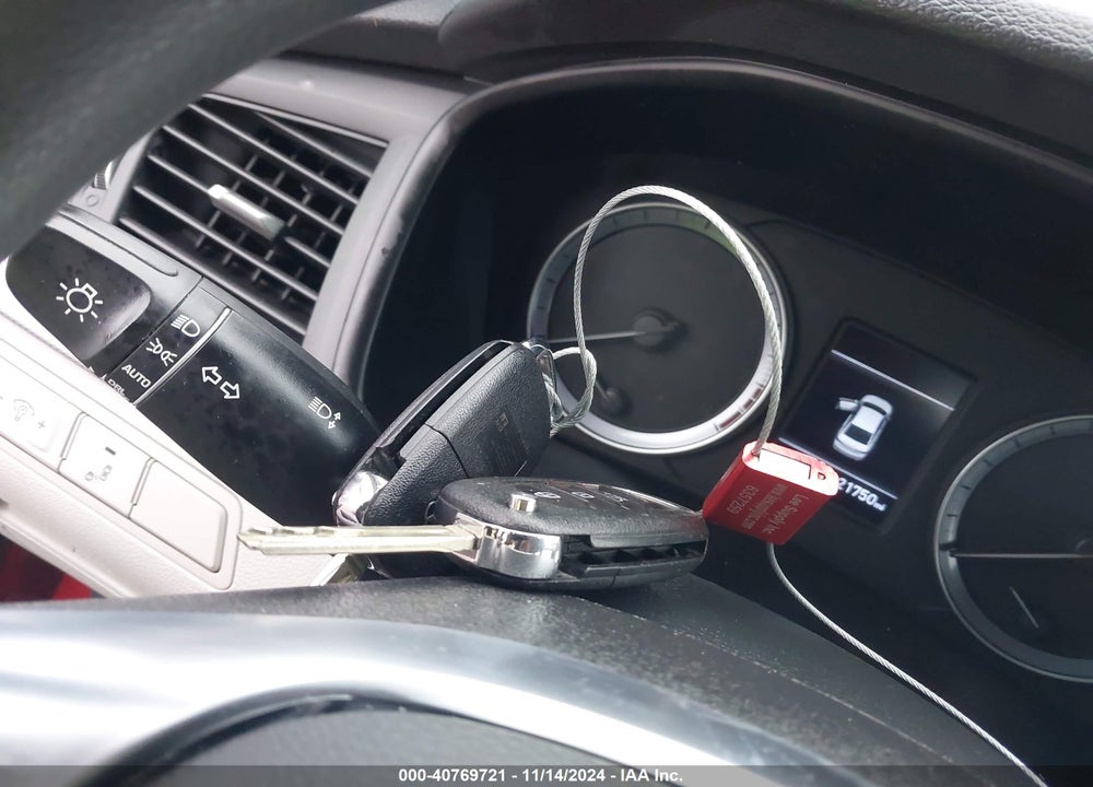 2019 HYUNDAI SONATA SE VIN: 5NPE24AFXKH819338