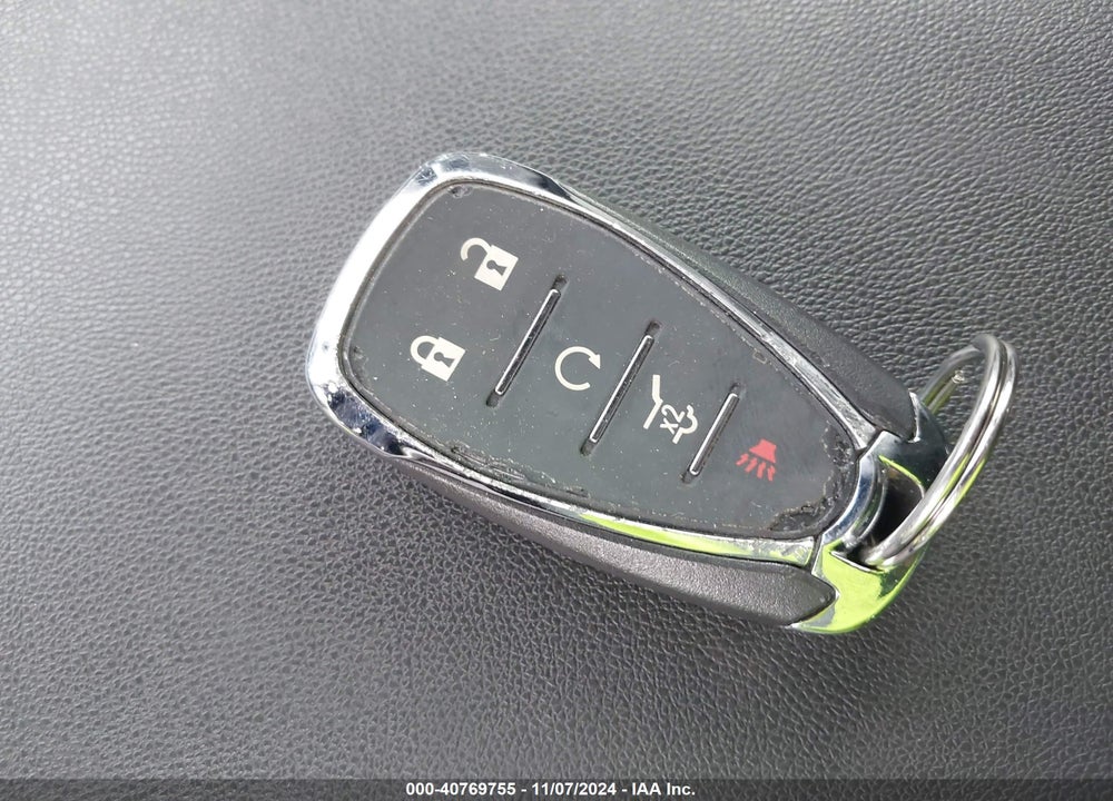 2019 CHEVROLET EQUINOX LT VIN: 2GNAXUEV6K6235063