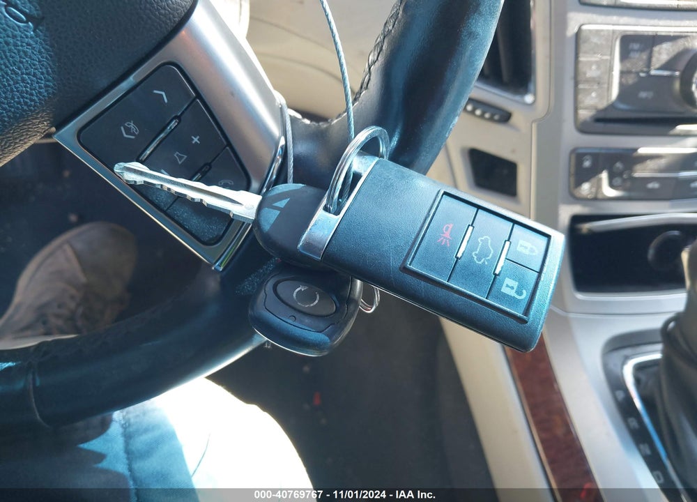 2011 CADILLAC CTS LUXURY VIN: 1G6DG5EY4B0158159
