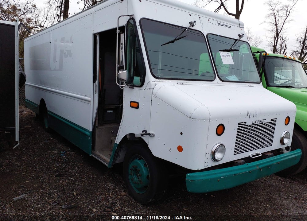 2008 WORKHORSE CUSTOM CHASSIS COMMERCIAL CHASSIS W42 VIN: 5B4KPD27683432579