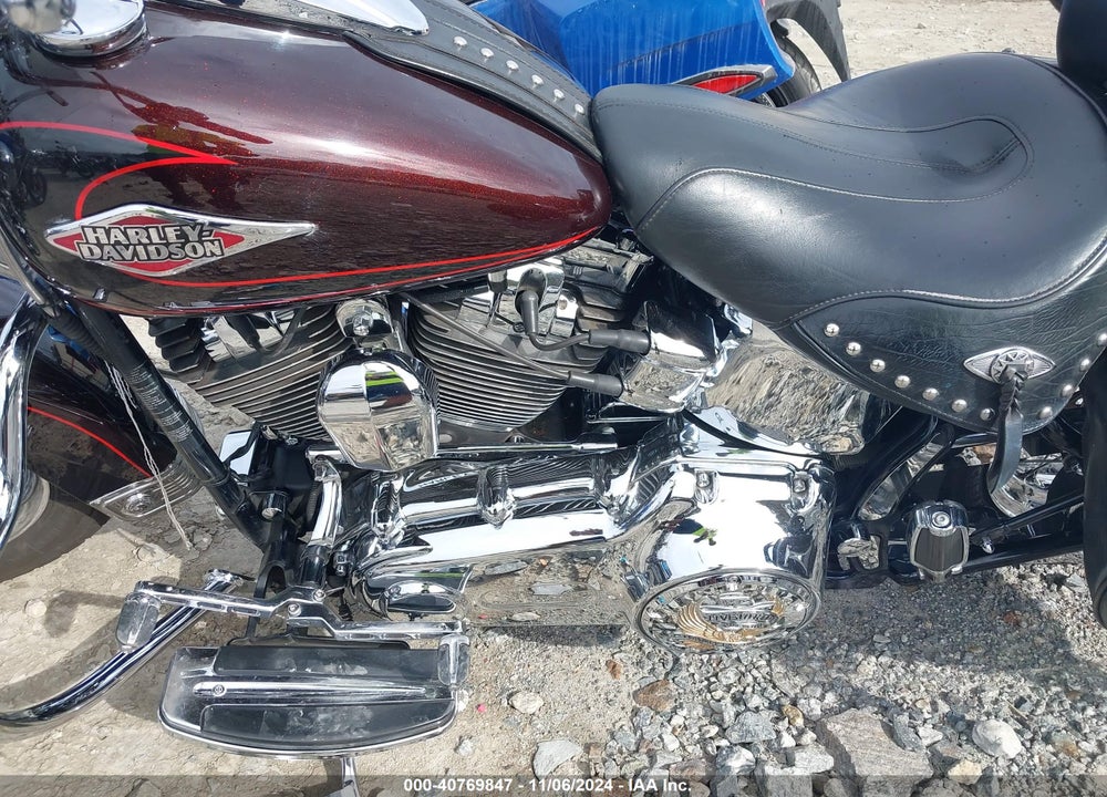 2011 HARLEY-DAVIDSON FLSTC VIN: 1HD1BW510BB016353