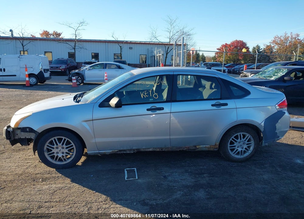 2010 FORD FOCUS SE VIN: 1FAHP3FN2AW262447
