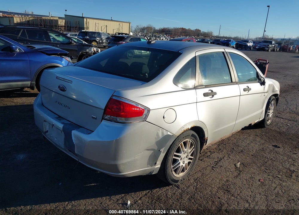 2010 FORD FOCUS SE VIN: 1FAHP3FN2AW262447