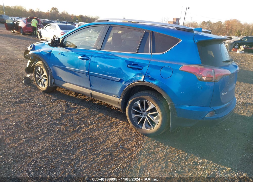 2016 TOYOTA RAV4 HV XLE VIN: JTMRJREVXGD019025
