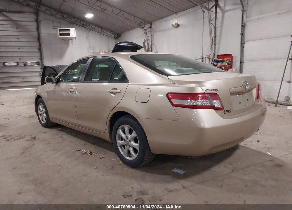 2011 TOYOTA CAMRY LE VIN: 4T1BF3EK5BU145982
