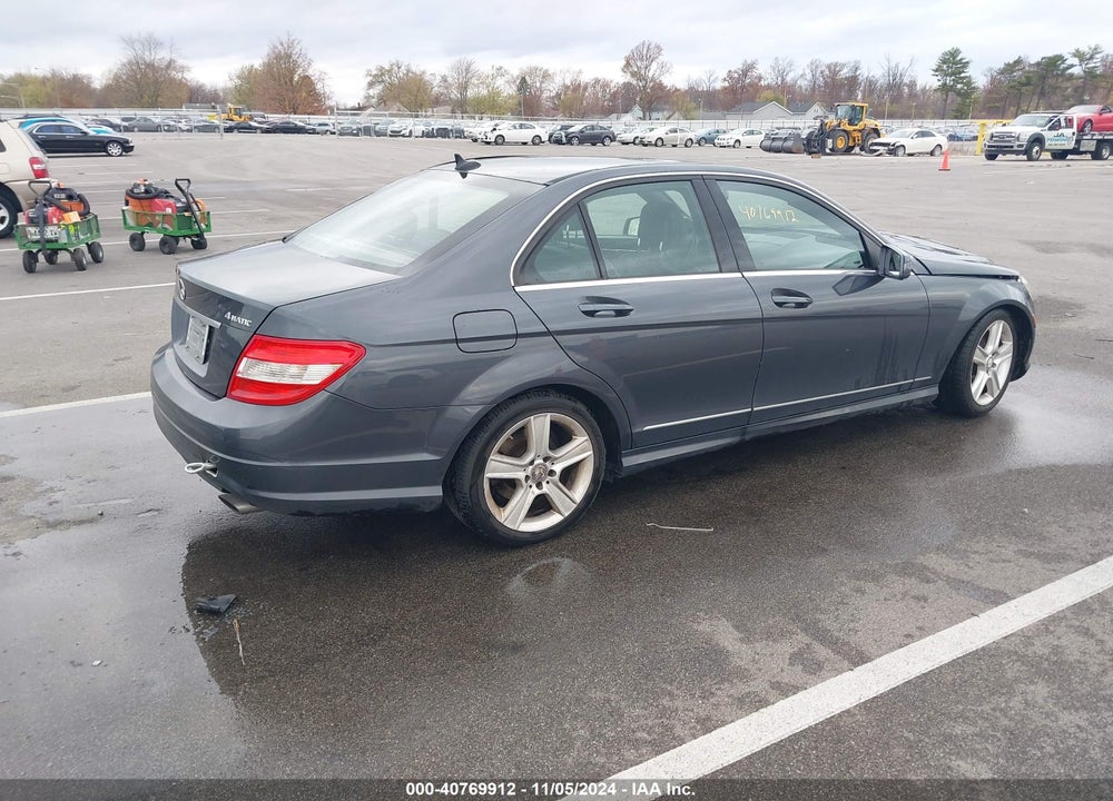 2011 MERCEDES-BENZ C 300 LUXURY 4MATIC/SPORT 4MATIC VIN: WDDGF8BB3BR143622