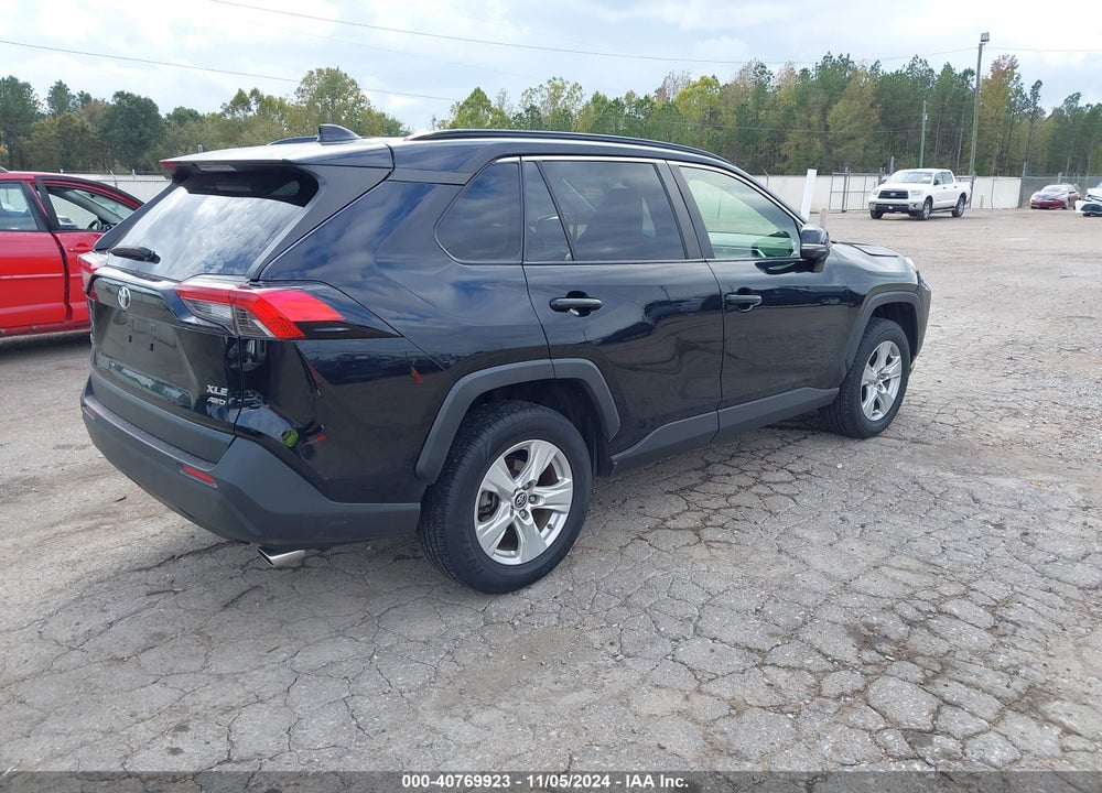 2019 TOYOTA RAV4 XLE VIN: JTMP1RFV9KD501676