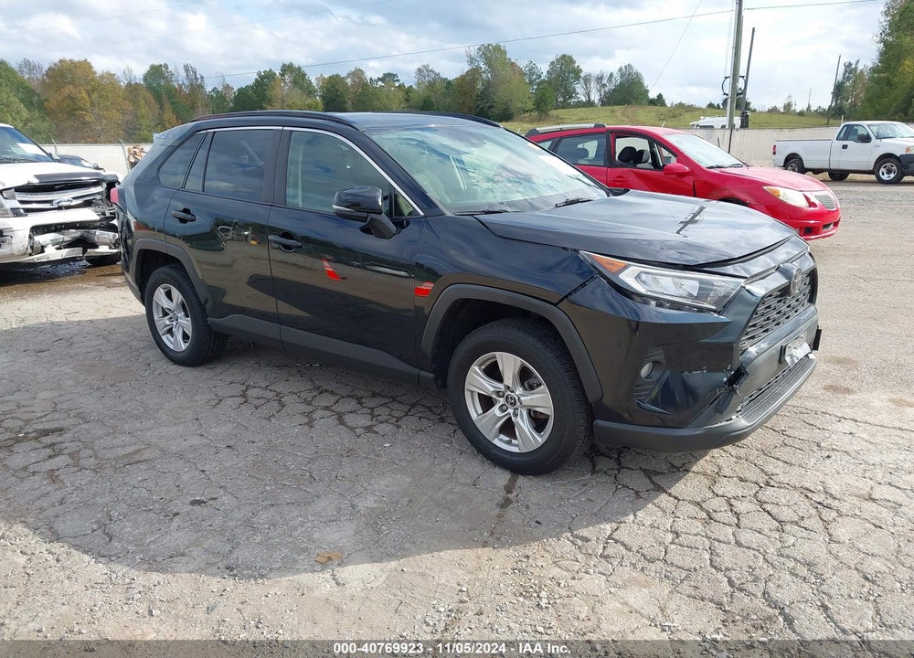 2019 TOYOTA RAV4 XLE VIN: JTMP1RFV9KD501676