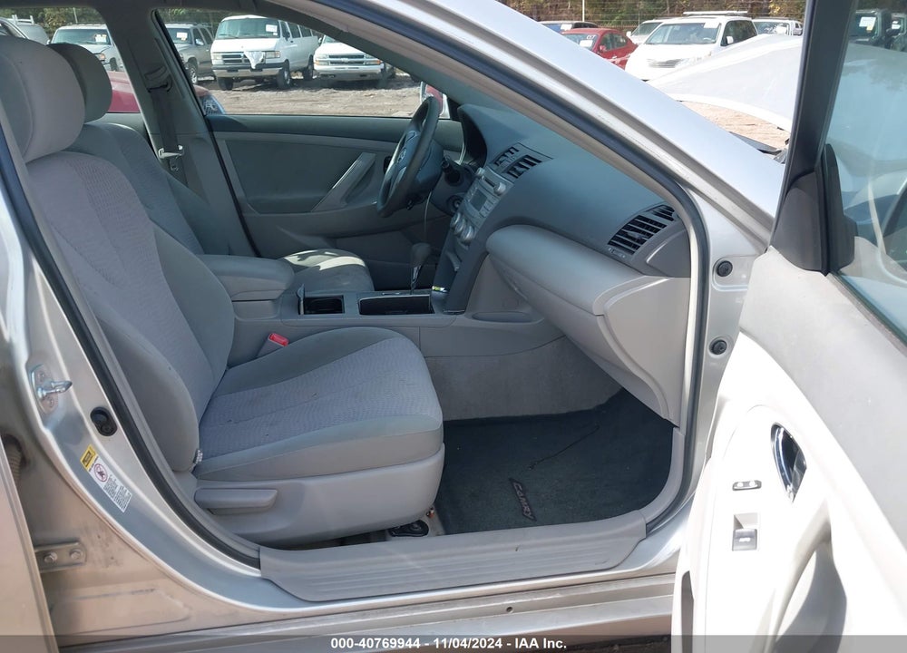 2011 TOYOTA CAMRY LE VIN: 4T1BF3EK9BU178323