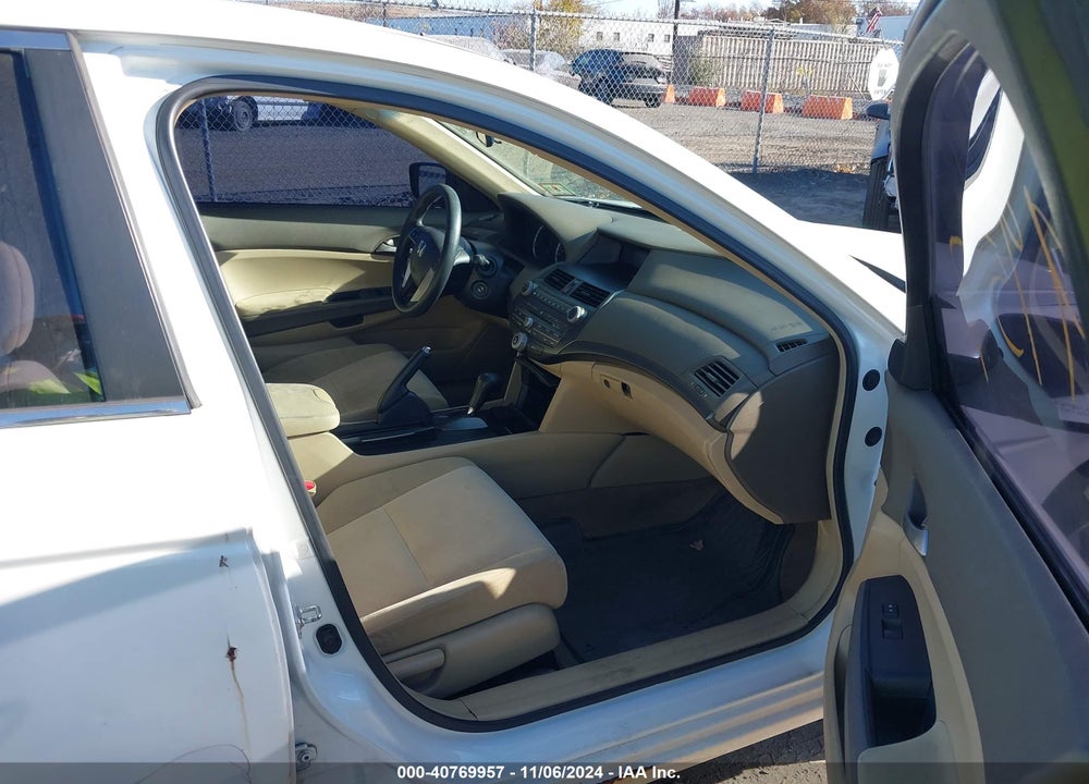 2008 HONDA ACCORD 2.4 LX VIN: 1HGCP26358A057422