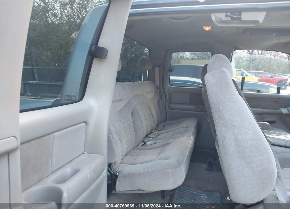 2001 GMC SIERRA 2500HD SLE VIN: 1GTHC29U91E170969