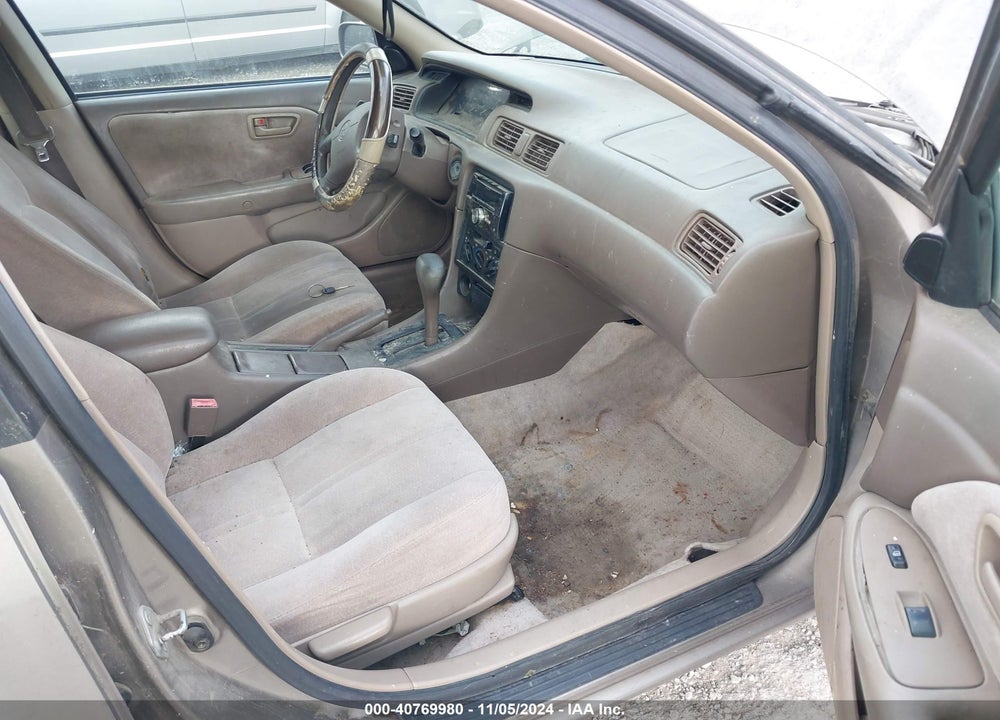 1999 TOYOTA CAMRY LE V6 VIN: JT2BF22K9X0209063