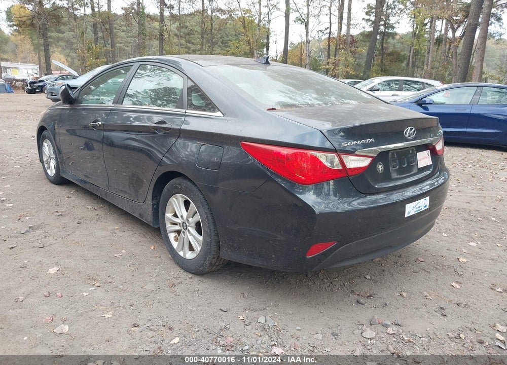 2014 HYUNDAI SONATA GLS VIN: 5NPEB4AC7EH902333