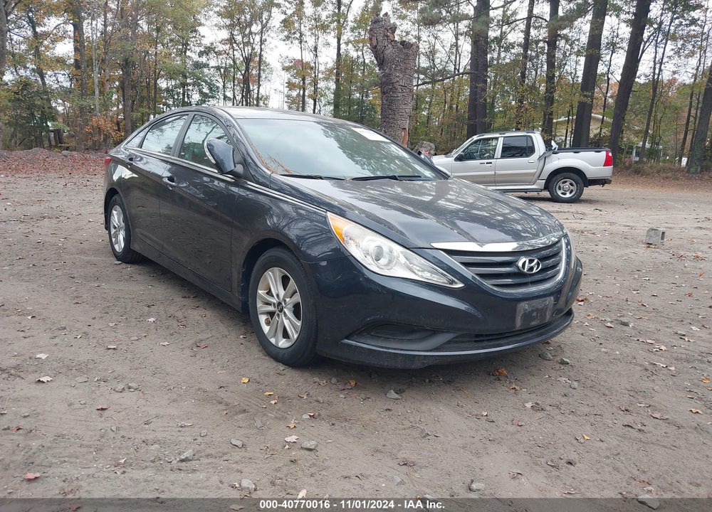 2014 HYUNDAI SONATA GLS VIN: 5NPEB4AC7EH902333