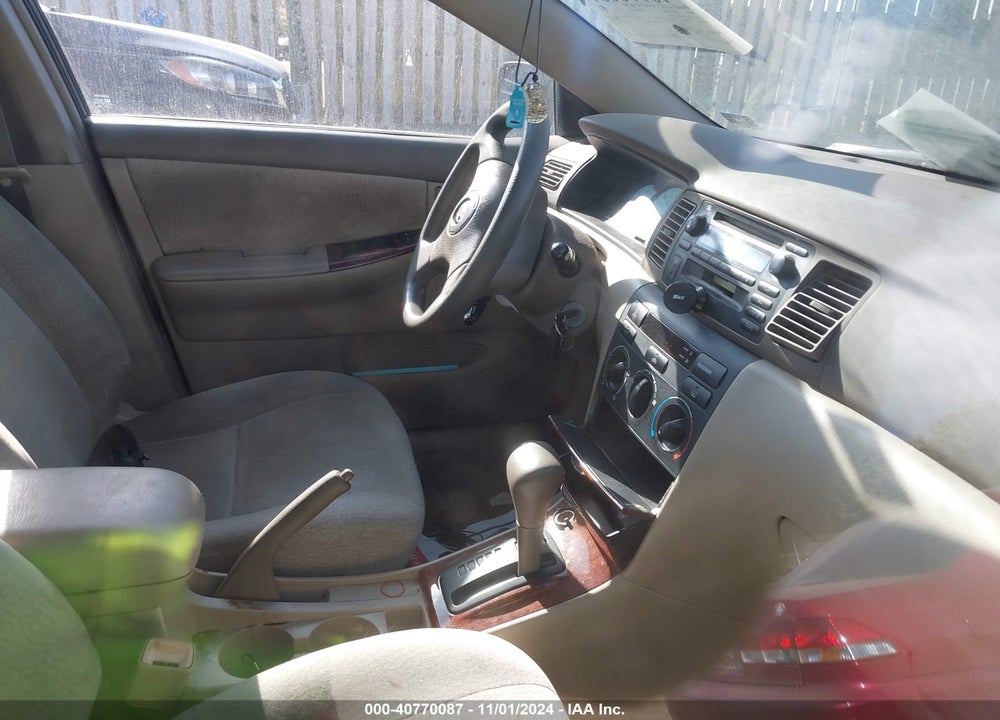 2004 TOYOTA COROLLA LE VIN: 2T1BR32E84C184964