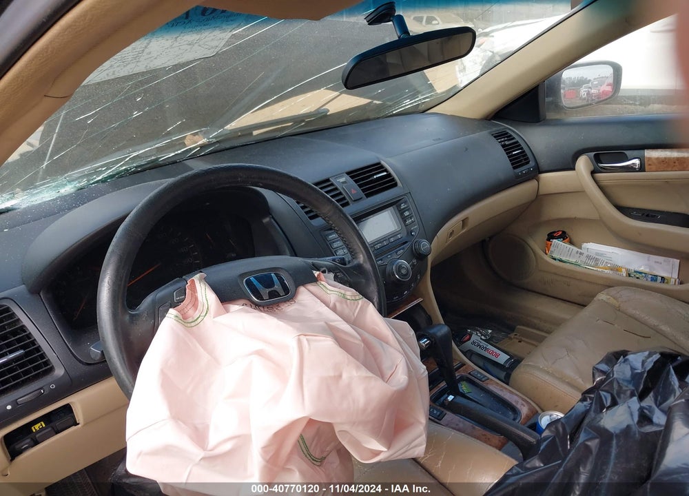 2004 HONDA ACCORD 3.0 EX VIN: 1HGCM82624A001587
