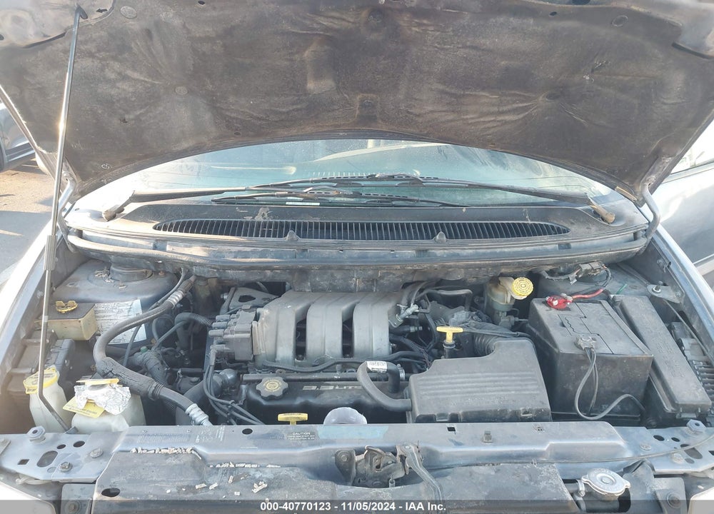 1996 DODGE GRAND CARAVAN LE/ES VIN: 1B4GP54R9TB328555