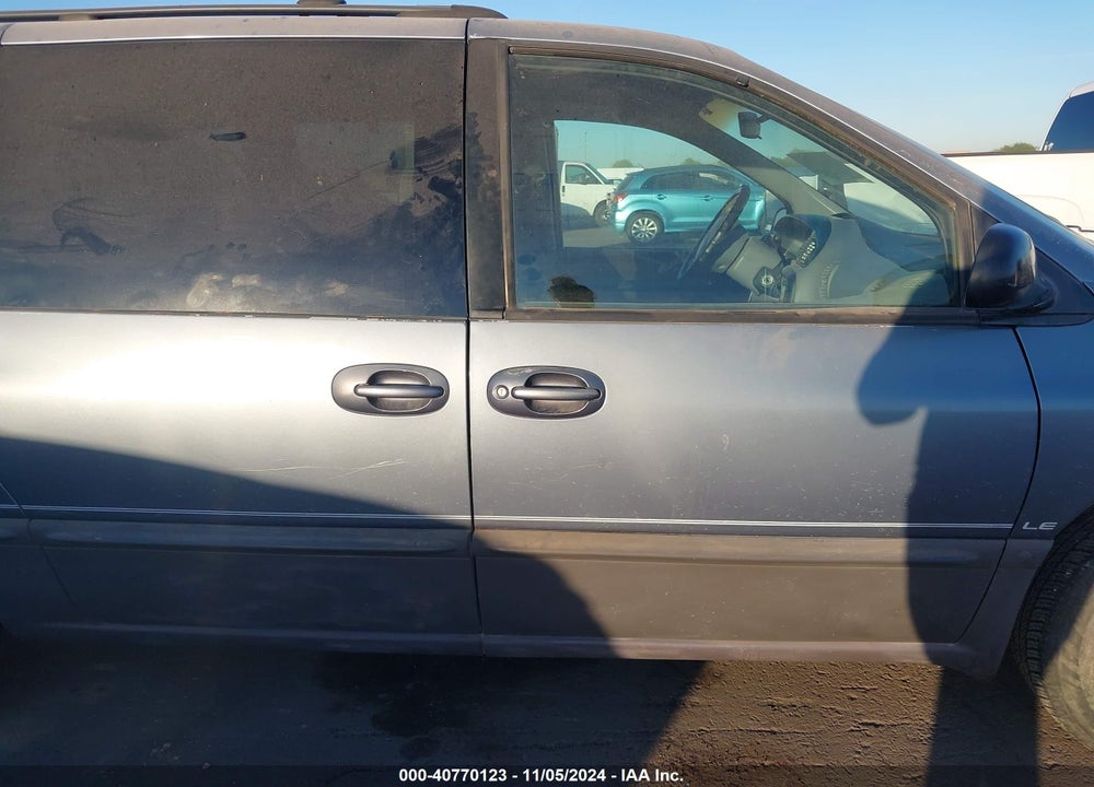 1996 DODGE GRAND CARAVAN LE/ES VIN: 1B4GP54R9TB328555