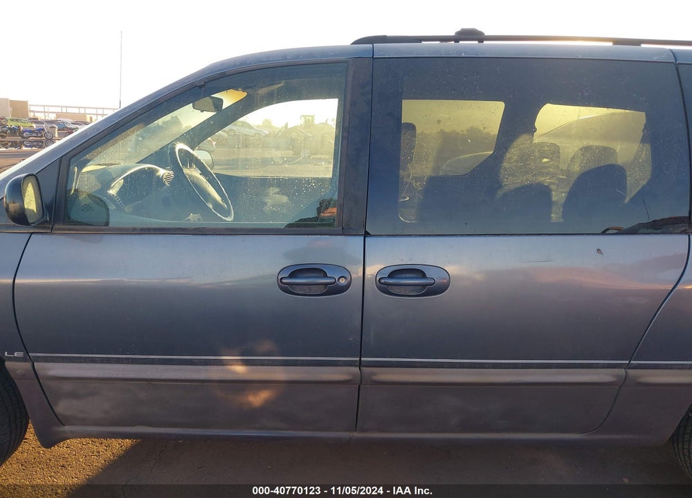 1996 DODGE GRAND CARAVAN LE/ES VIN: 1B4GP54R9TB328555