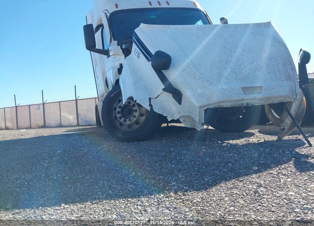 2022 FREIGHTLINER NEW CASCADIA 126 VIN: 1FUJHHDR5NLMZ9705