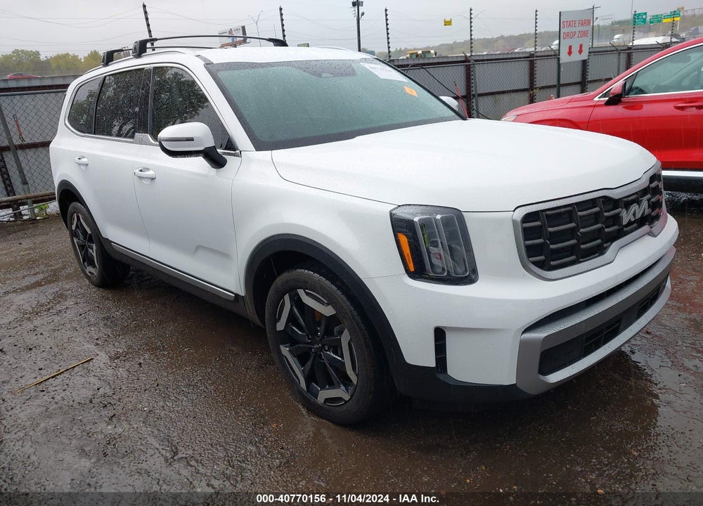 2023 KIA TELLURIDE S VIN: 5XYP64GC7PG347186