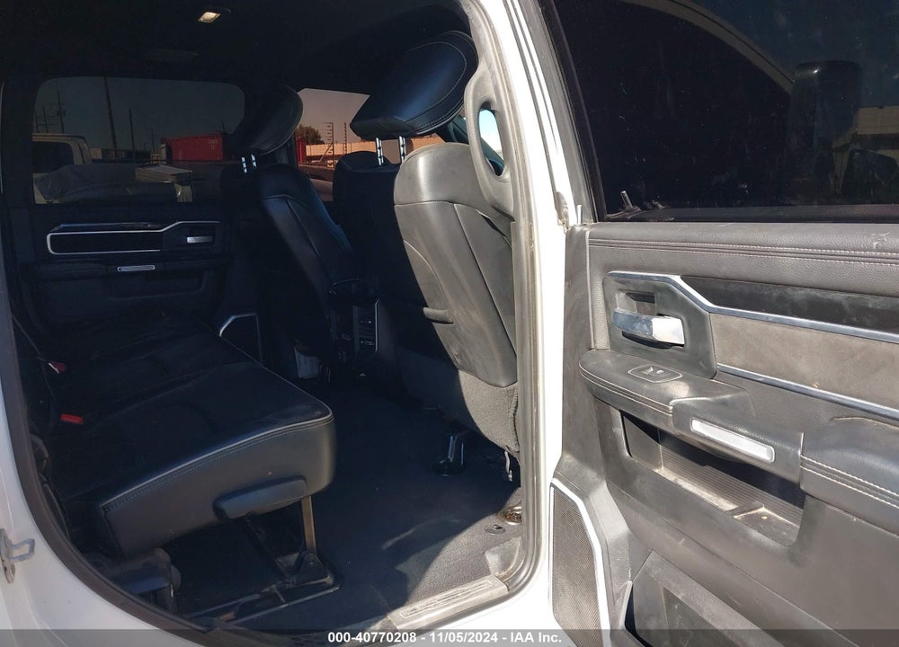 2019 RAM 2500 LAIE  4X4 6'4 BOX VIN: 3C6UR5NL0KG652887