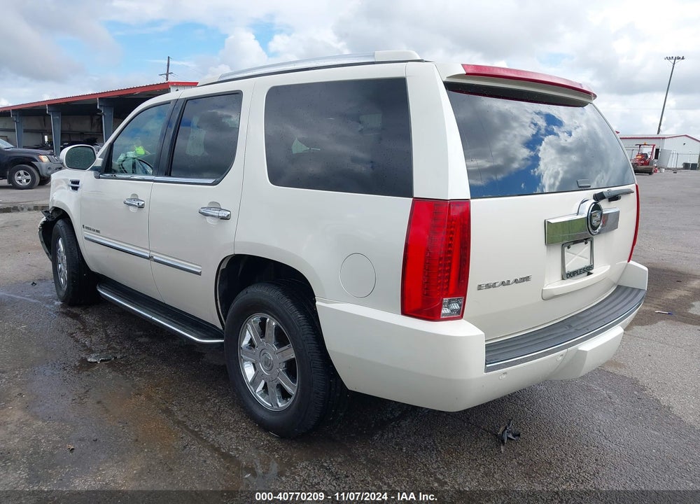 2007 CADILLAC ESCALADE STANDARD VIN: 1GYFK638X7R307443