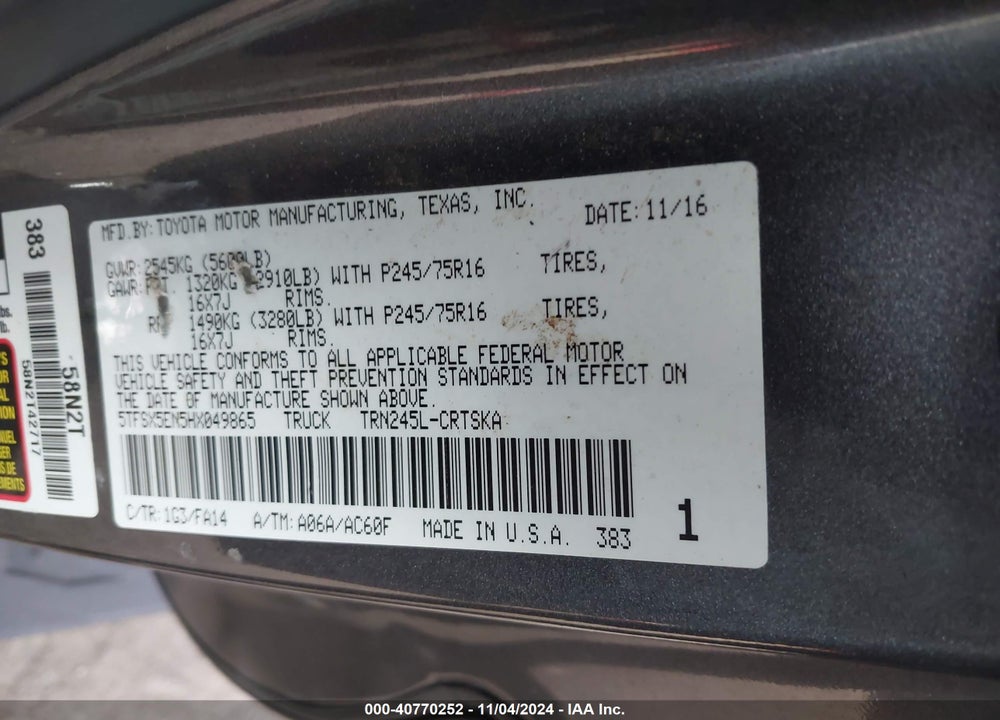 2017 TOYOTA TACOMA SR VIN: 5TFSX5EN5HX049865