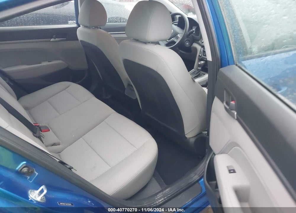 2018 HYUNDAI ELANTRA SEL VIN: 5NPD84LF5JH322025