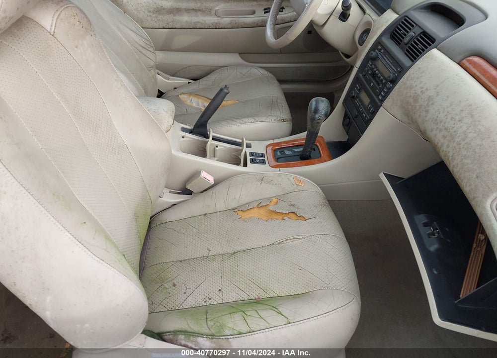 2002 TOYOTA CAMRY SOLARA SLE V6 VIN: 2T1FF28P82C565904