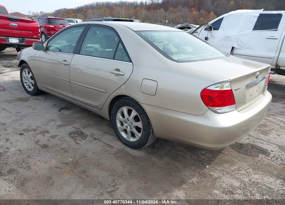 2005 TOYOTA CAMRY XLE V6 VIN: 4T1BF30K55U086167