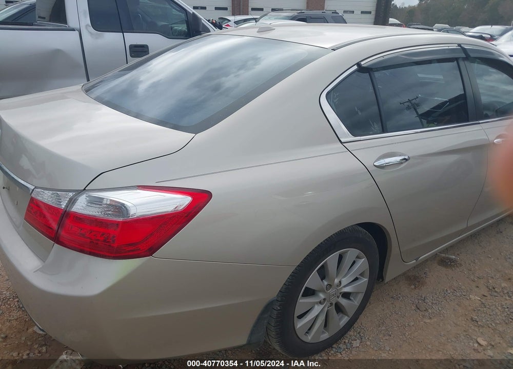 2013 HONDA ACCORD EX-L VIN: 1HGCR2F86DA012229