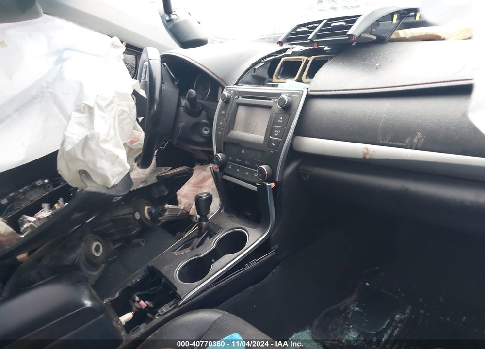2017 TOYOTA CAMRY SE VIN: 4T1BF1FK0HU386442