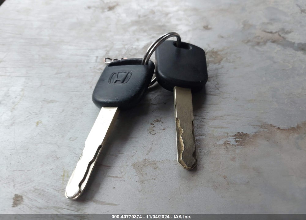 2009 HONDA CIVIC LX-S VIN: 2HGFA166X9H332899
