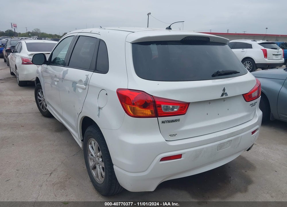 2011 MITSUBISHI OUTLANDER SPORT ES VIN: JA4AP3AUXBZ000244